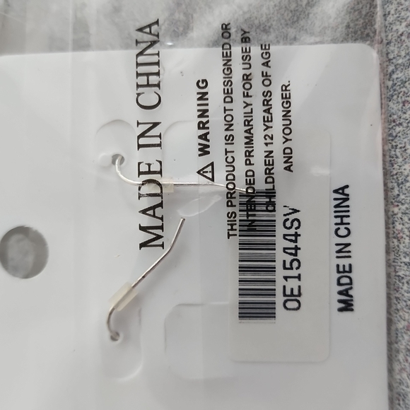 Monogram "K" earrings - Picture 2 of 2